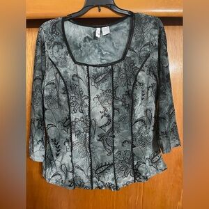 Sami & Jo Black and Gray Floral Blouse